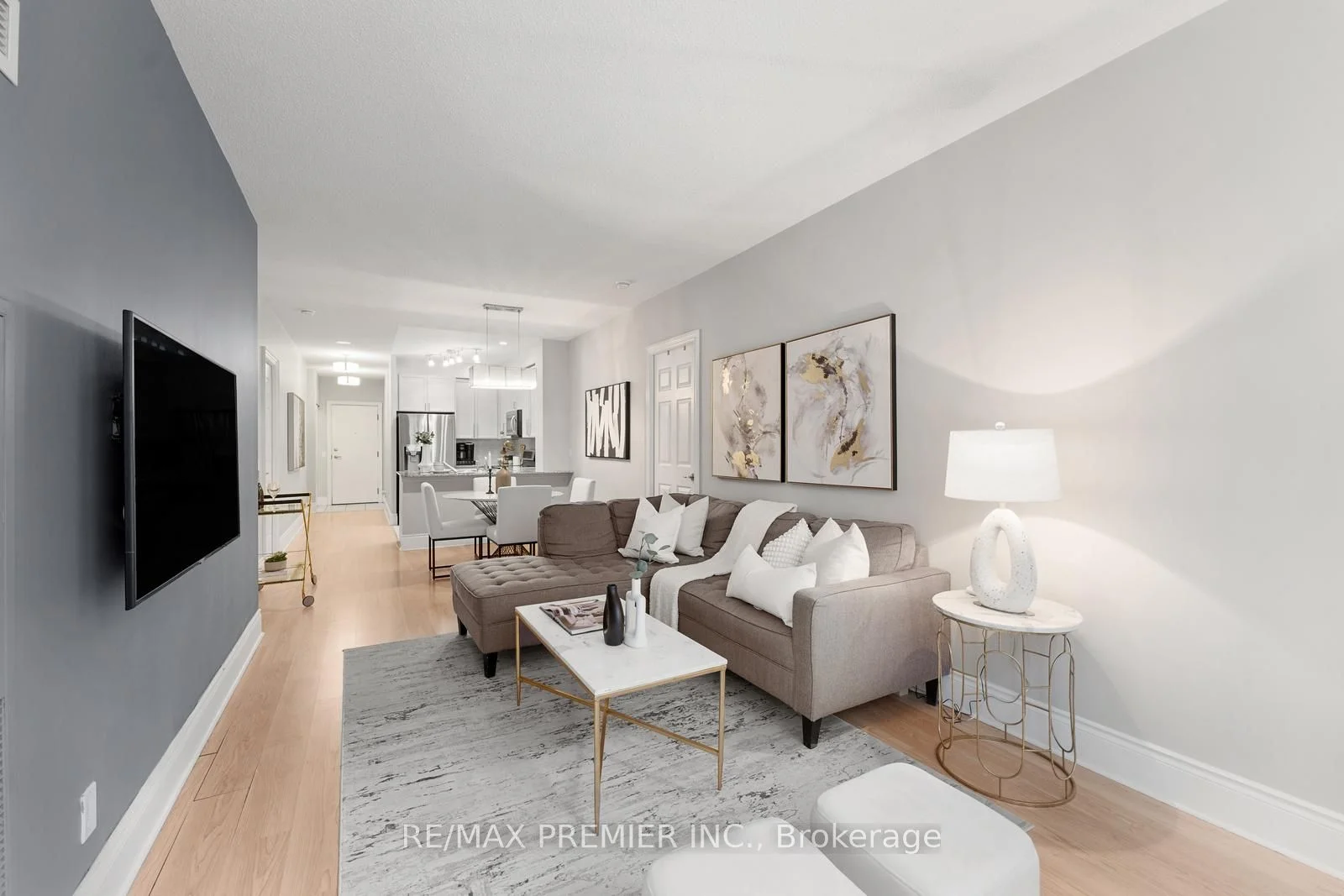 5233 Dundas Street 129, Toronto W08, On M9b 6m1