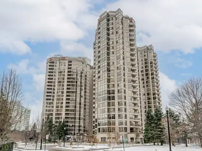 Condo Apartment in Mississauga