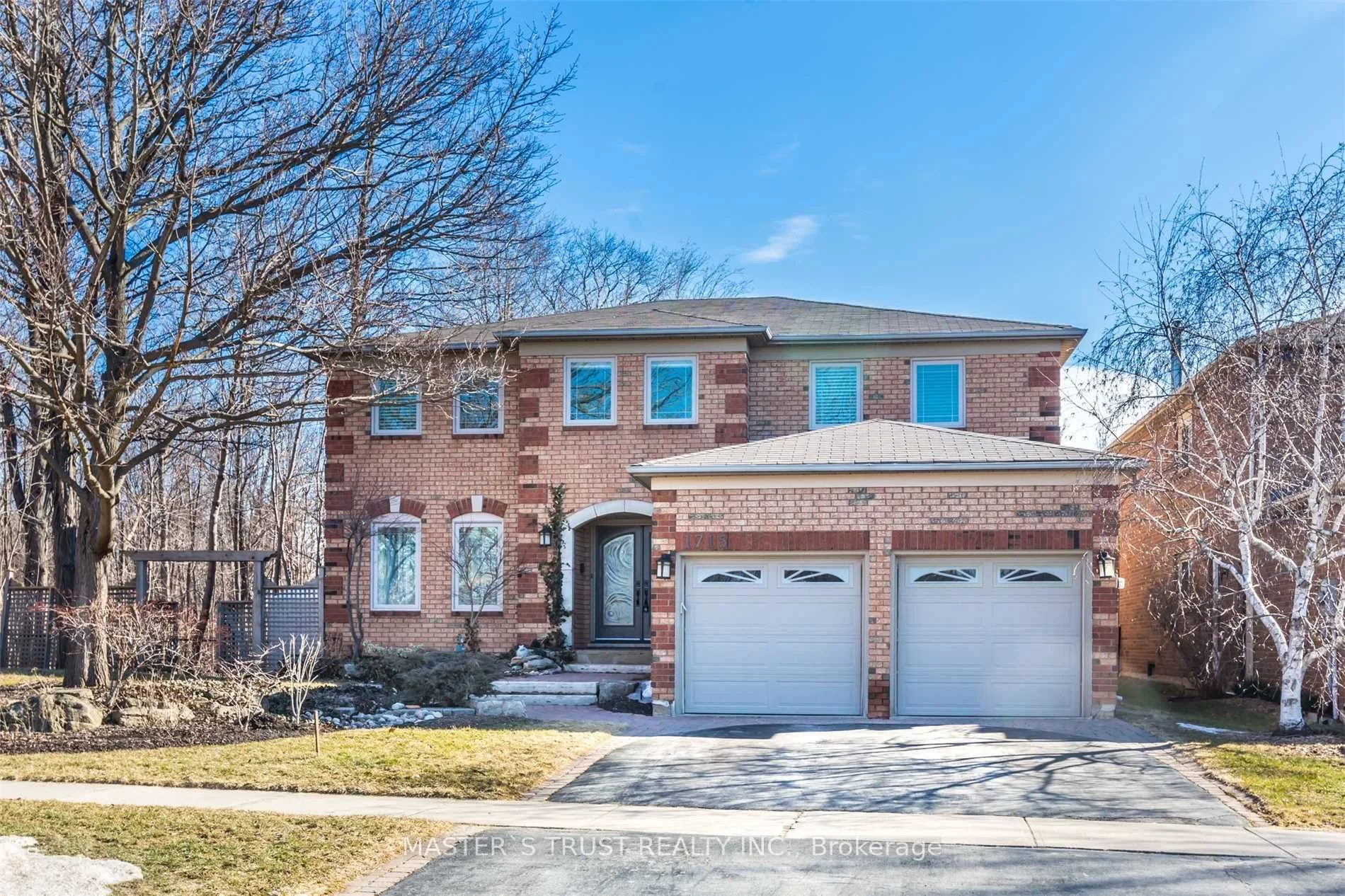 1715 Pilgrims Way, Oakville, On L6m 2g5