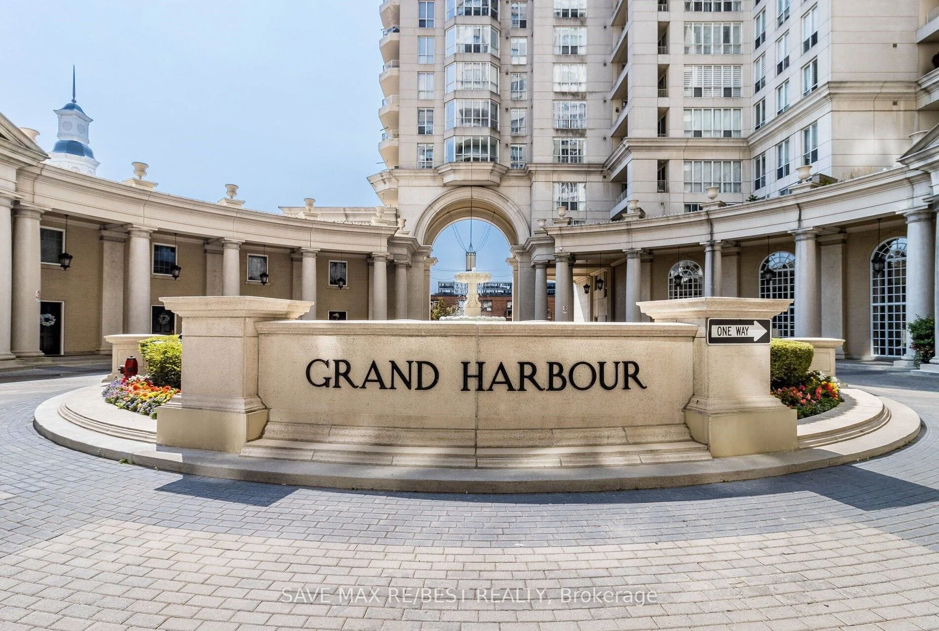 2285 Lakeshore Boulevard W 2409, Toronto W06, On M8w 2z6