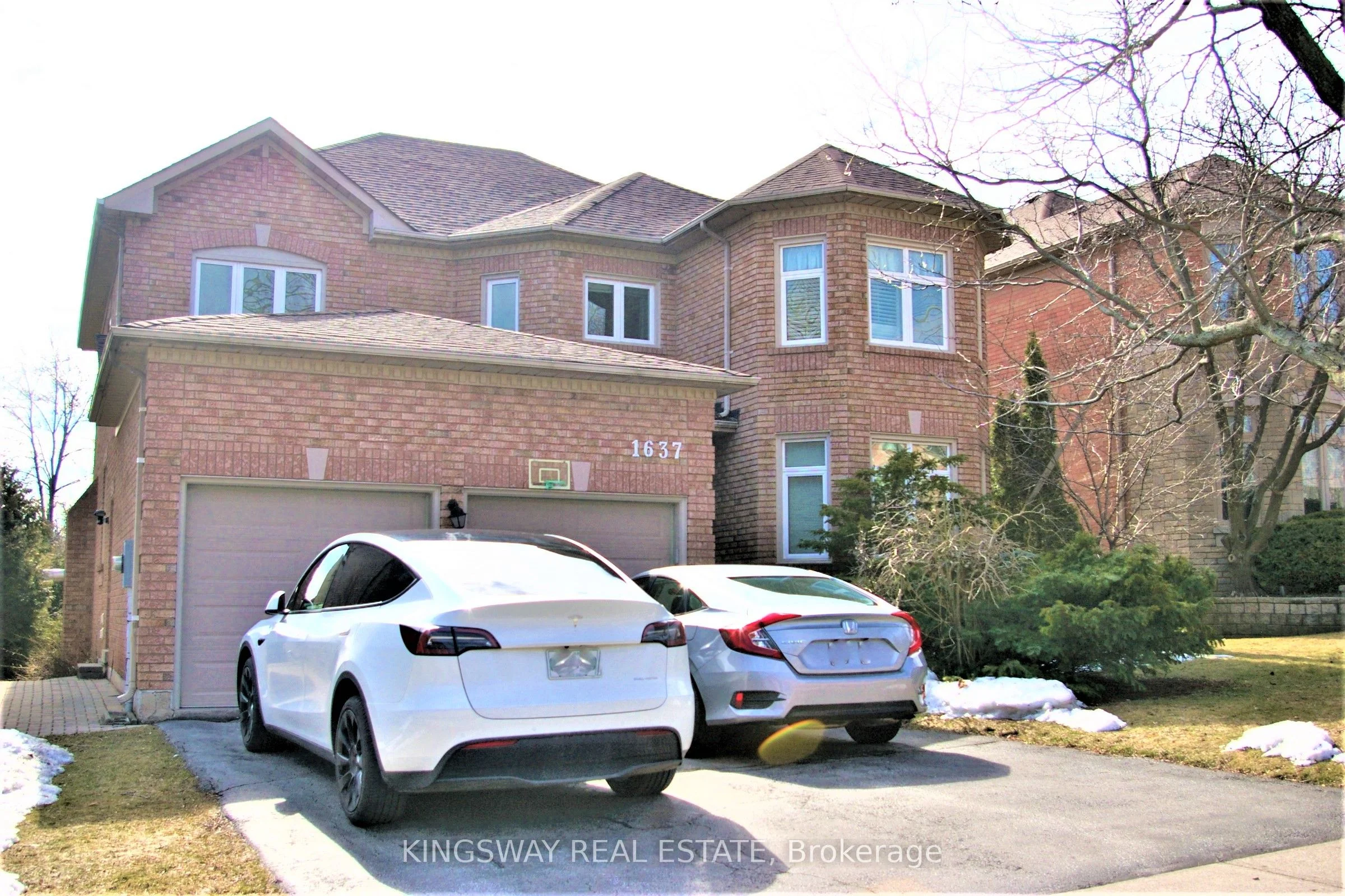 1637 Bayshire Drive, Oakville, On L6h 6e3