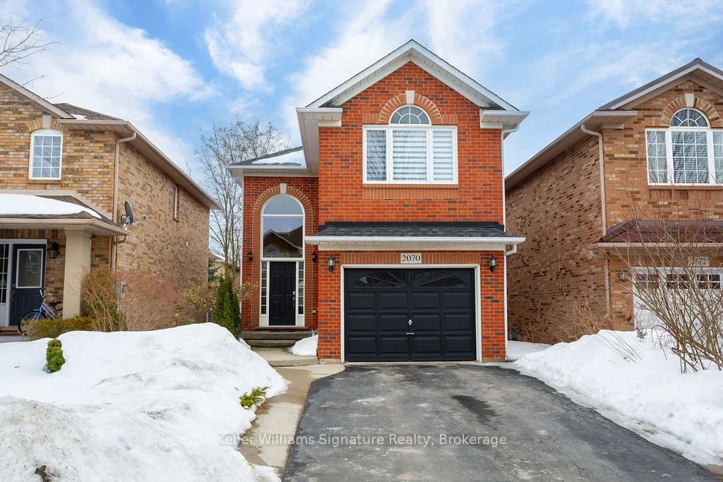 Detached in Oakville