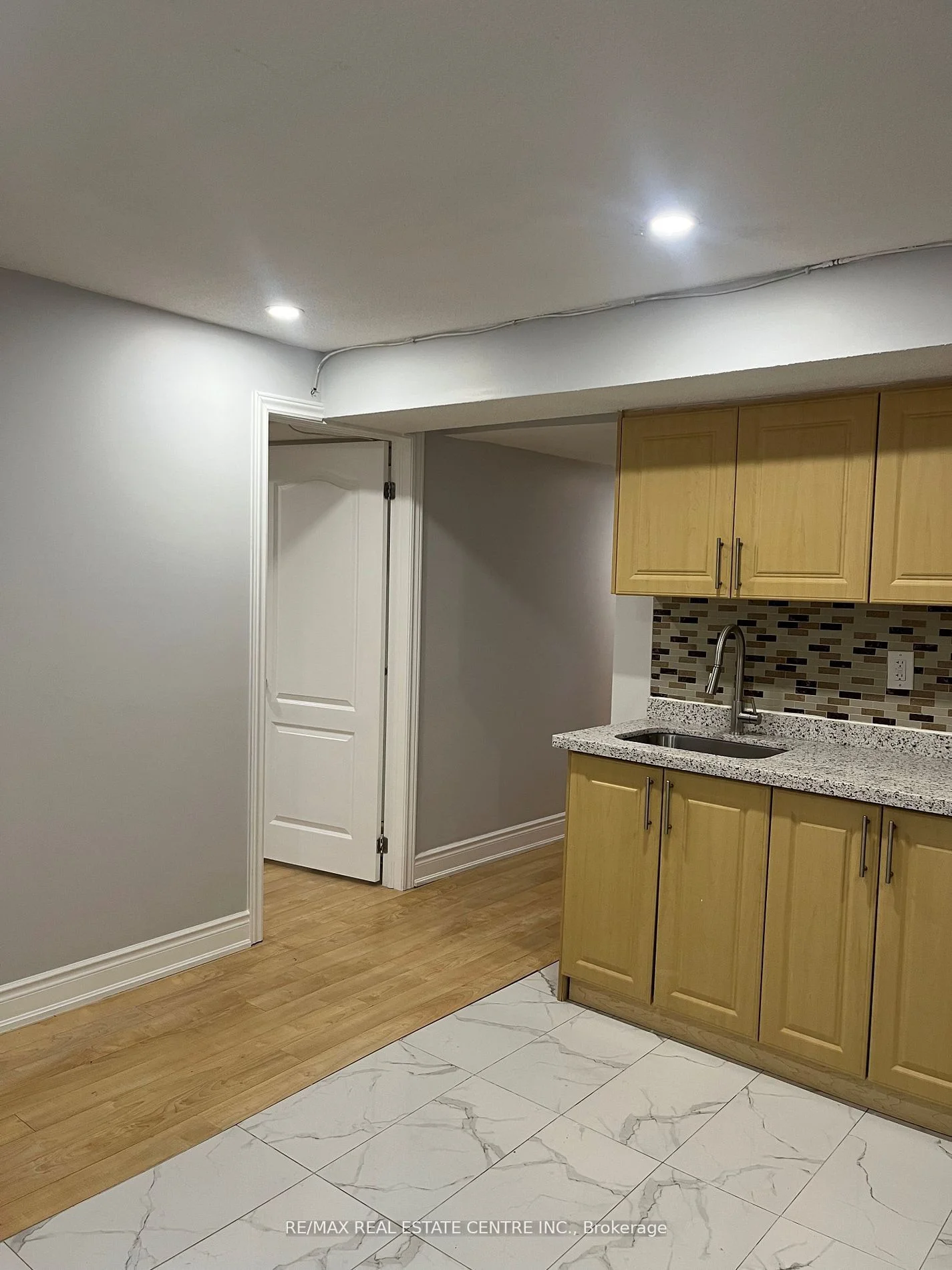 1474 Pate Court, Mississauga, ON L5V 2Y8