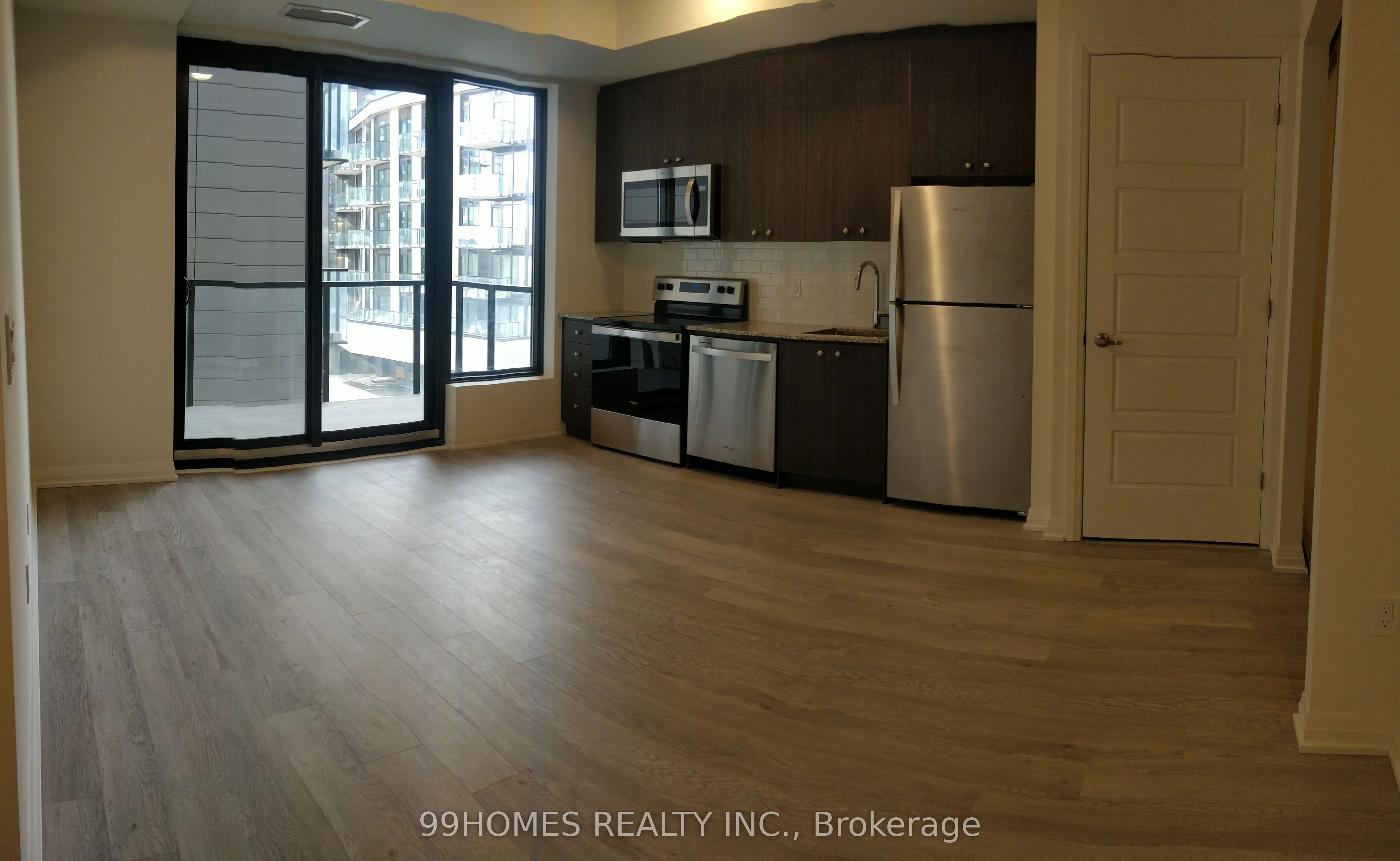 Condo Apartment in Oakville
