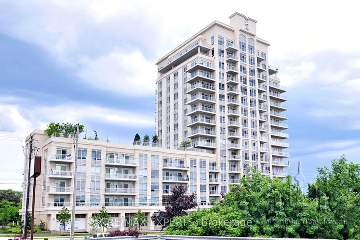 3865 Lake Shore Boulevard W 907, Toronto W06, On M8w 1r4