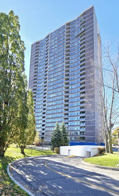 3100 Kirwin Avenue E 2003, Mississauga, On L5a 3s6