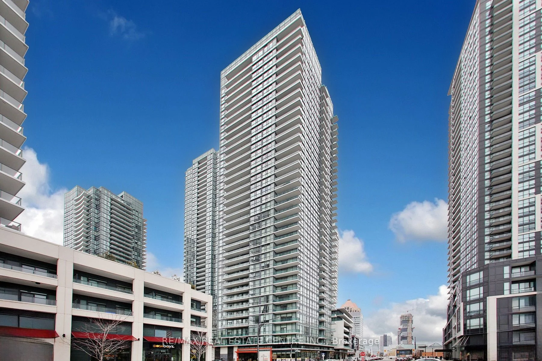 Condo Apartment in Mississauga