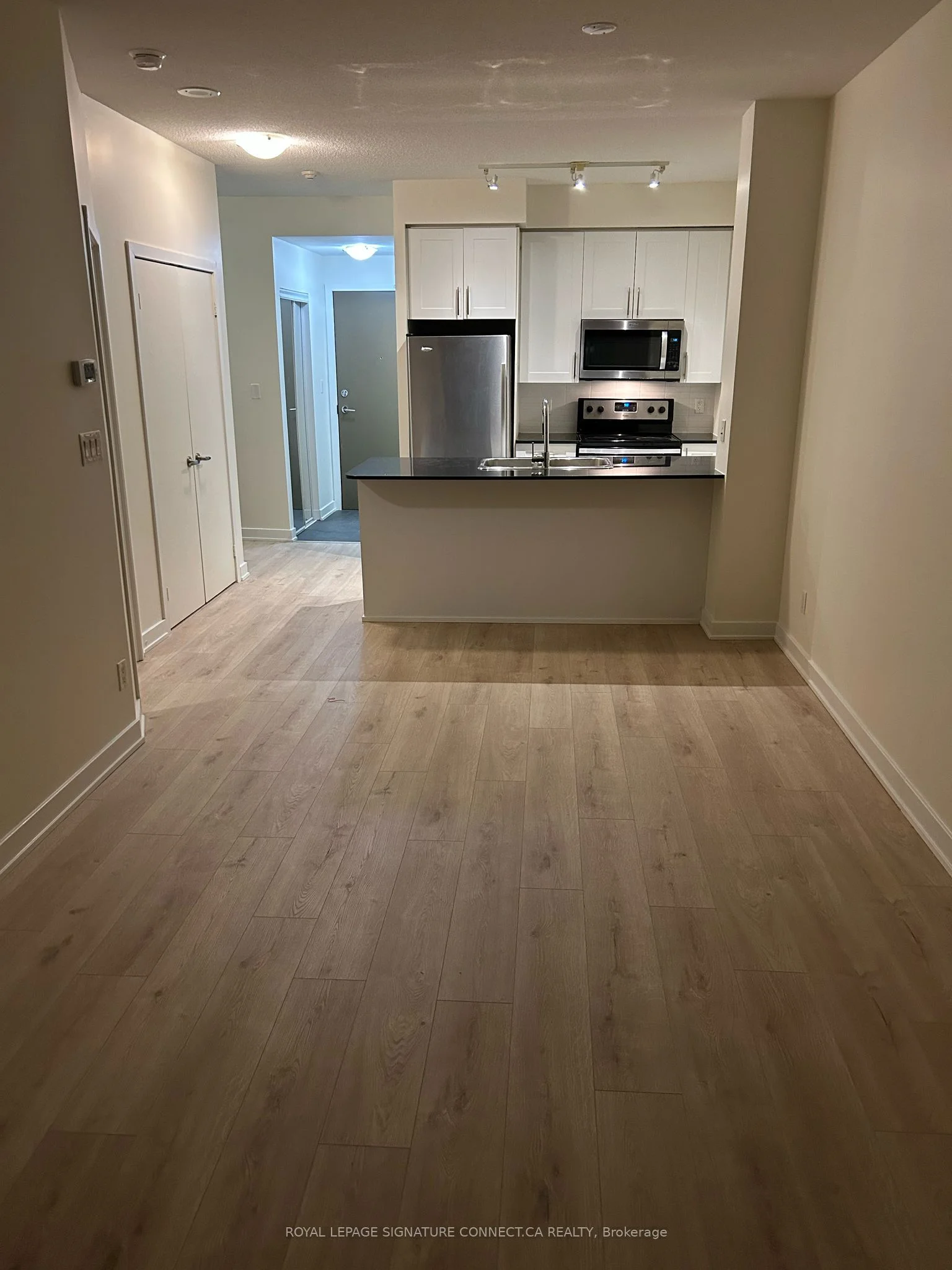 4065 Brickstone Mews 2105, Mississauga, On L5b 0g3