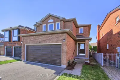 5874 Chorley Place, Mississauga, On L5m 5l7