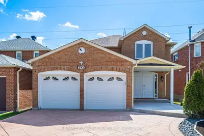 Detached in Mississauga