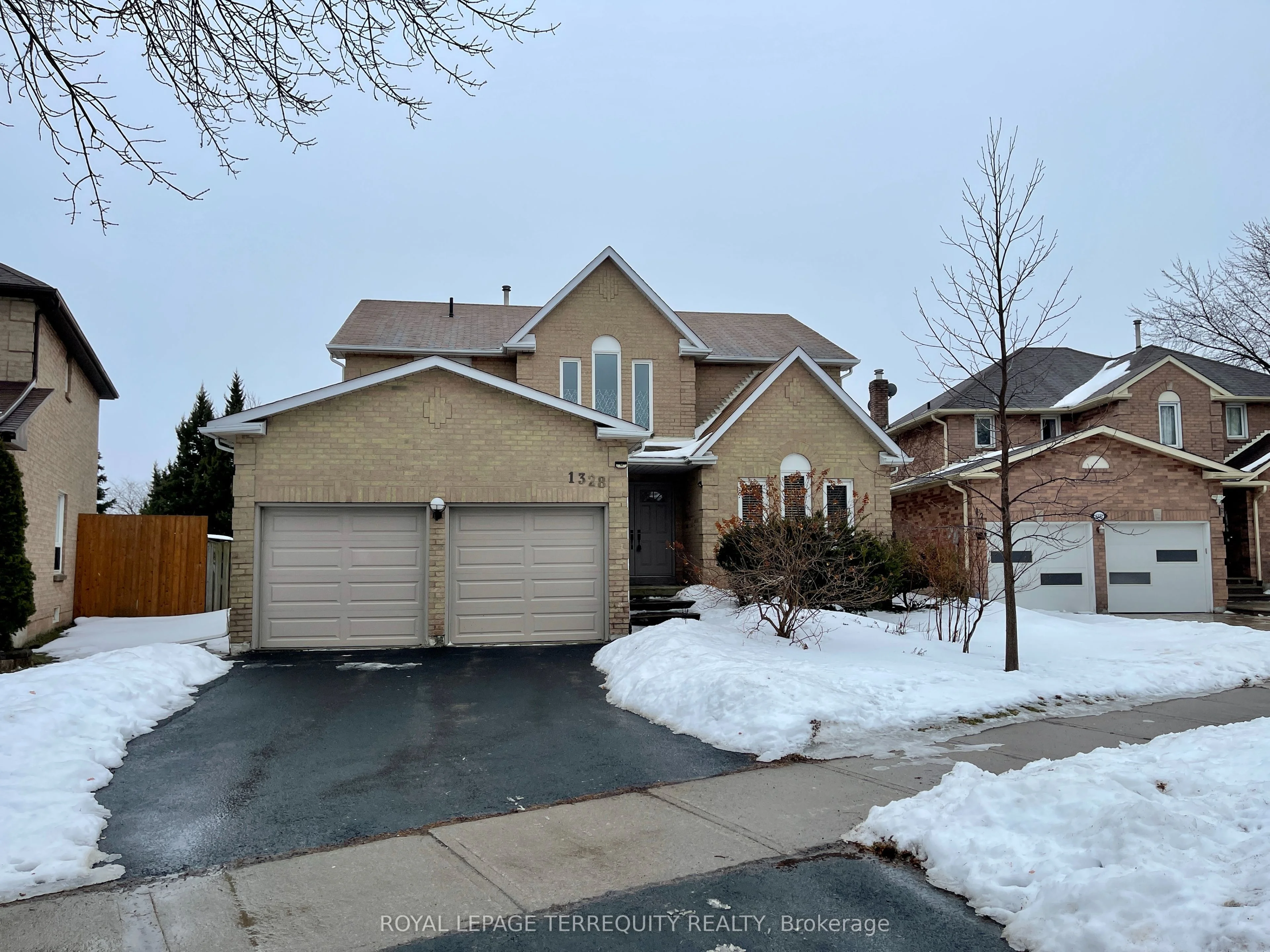1328 Eddie Shain Drive, Oakville, On L6j 7c9