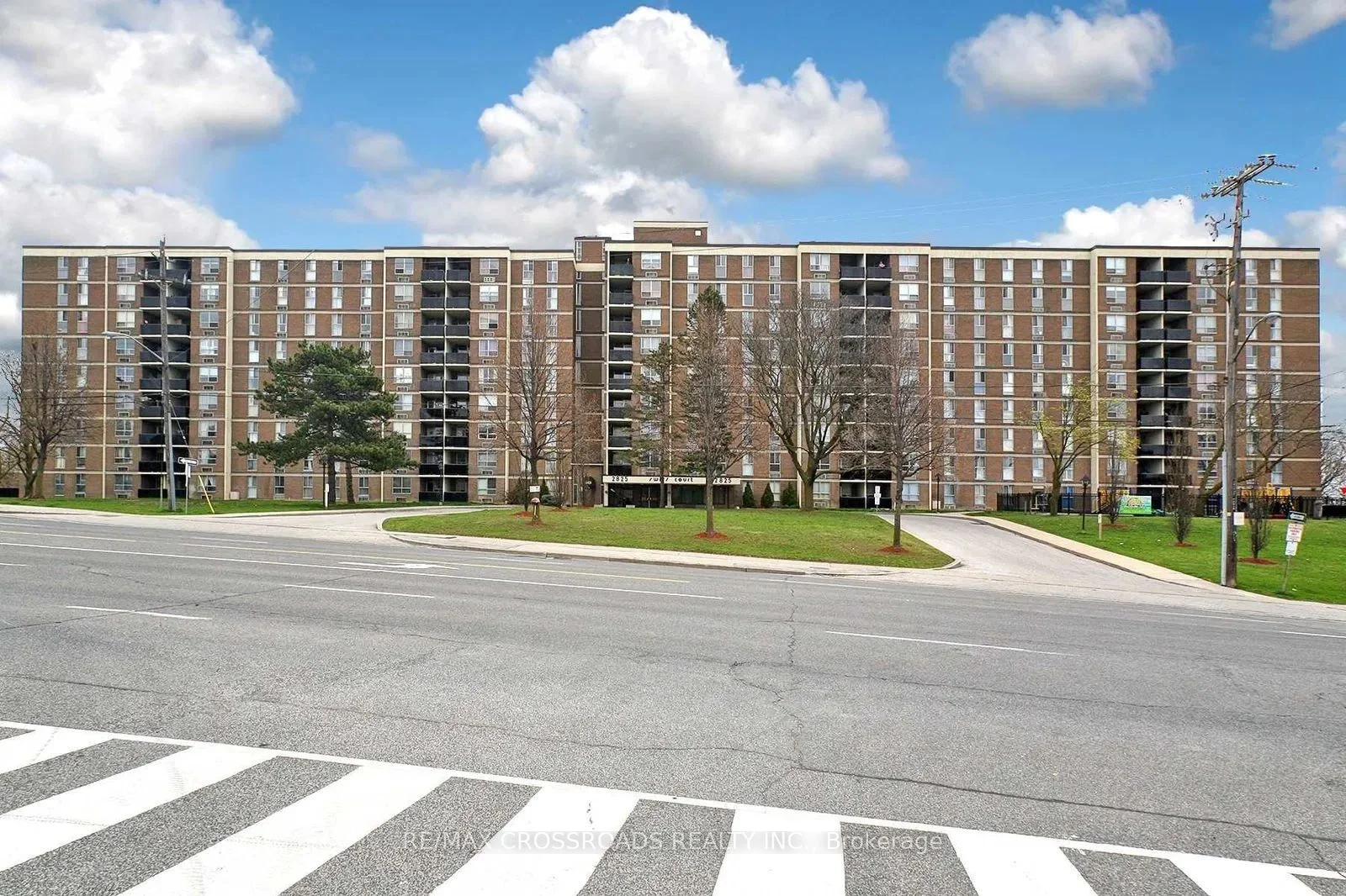 2825 Islington Avenue 205, Toronto W05, On M9l 2k1