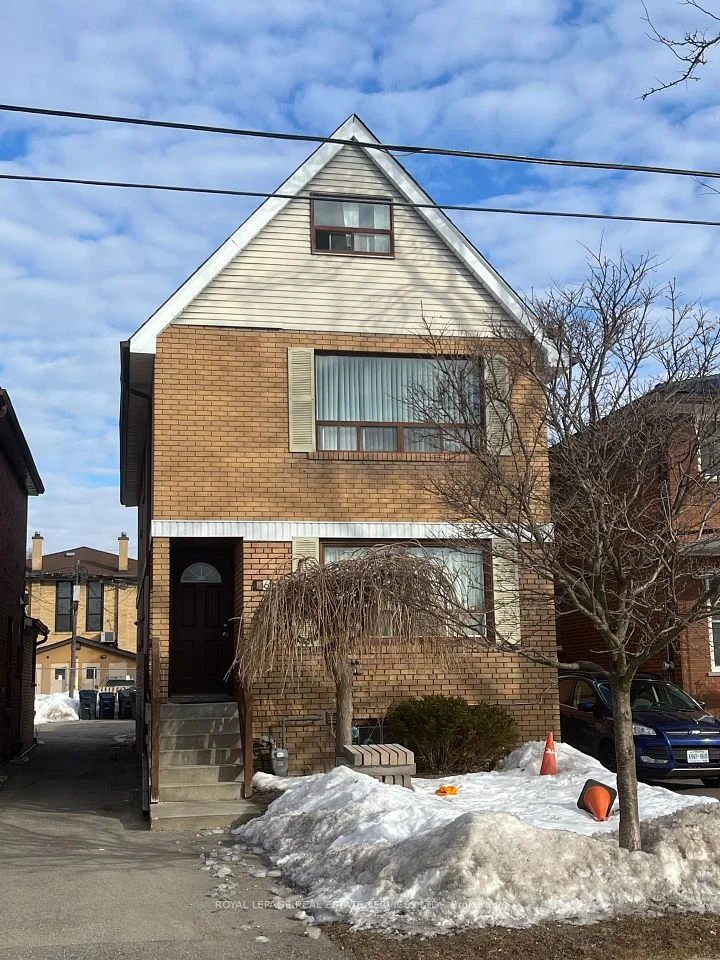 86 Portland Street S, Toronto W06, ON M8Y 1A7