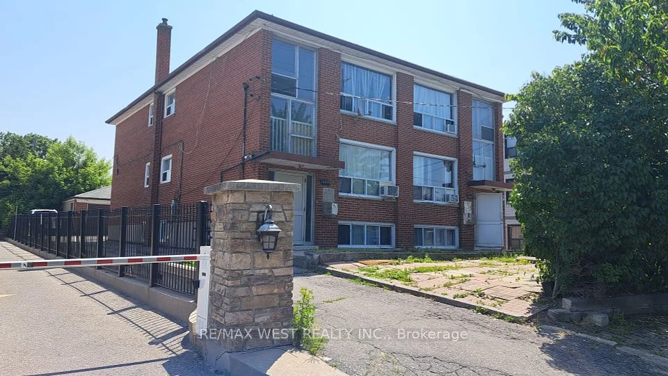 2607-2609 E Keele Street E, Toronto W04, ON M6L 2P2