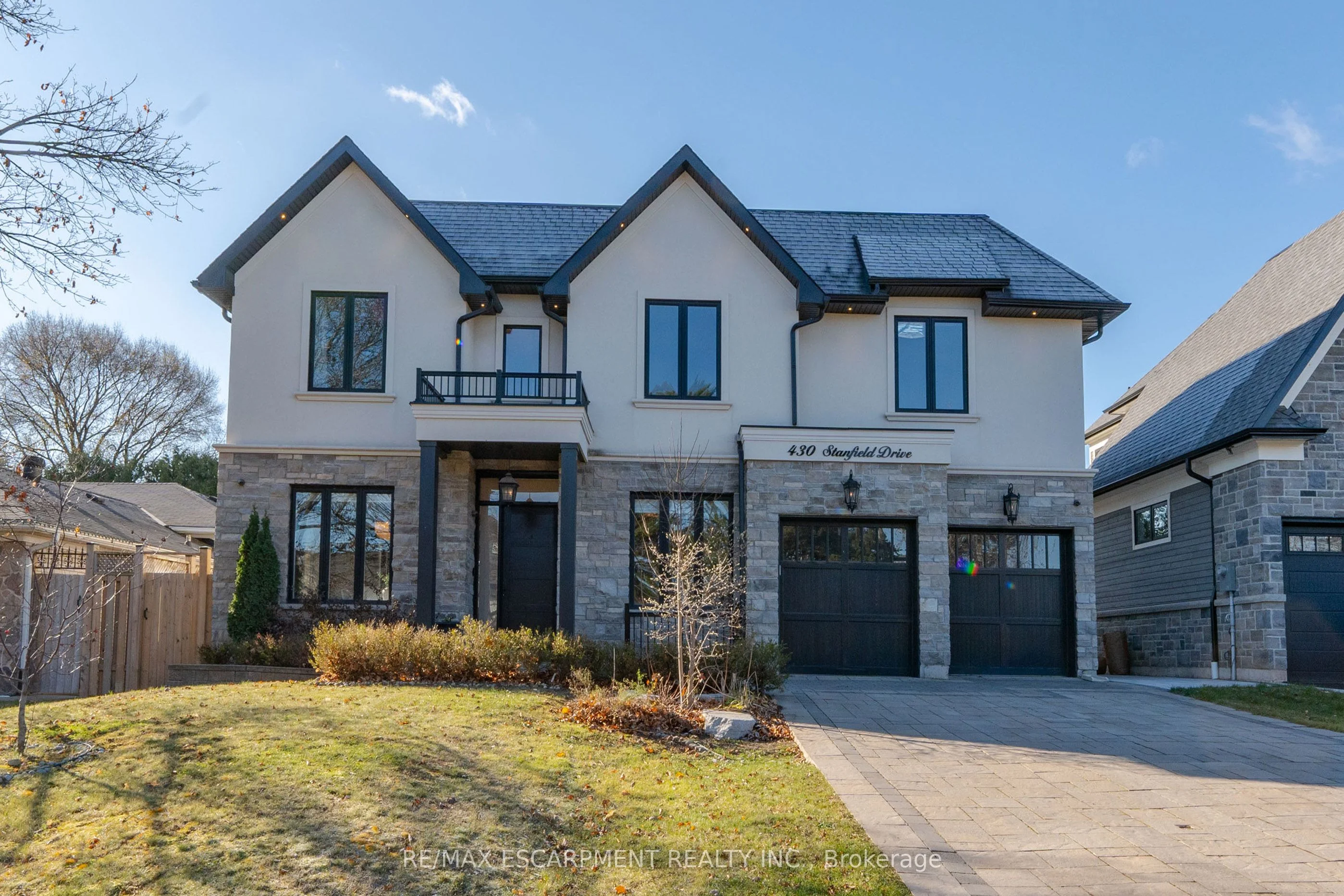 Detached in Oakville