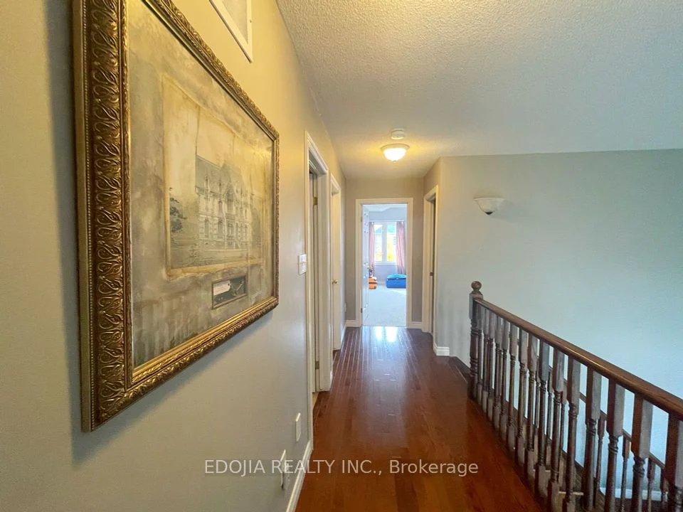 1414 Gulledge Trail, Oakville, ON L6M 3Z2