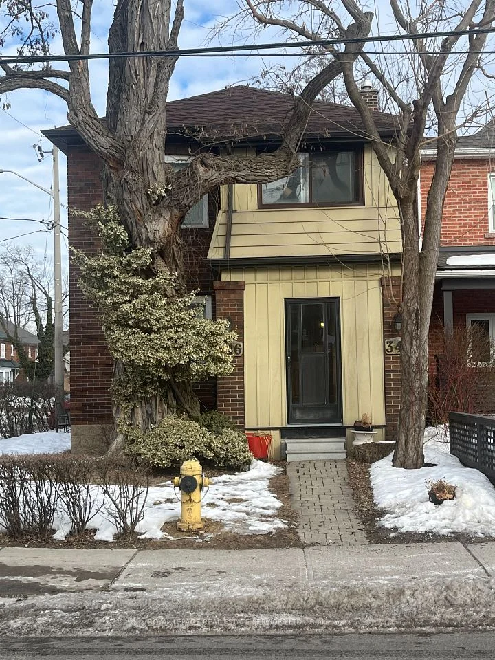 344-346 St. John Road W, Toronto W02, ON M6S 2K4