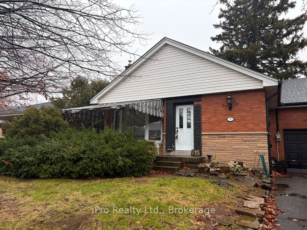 Detached in Burlington
