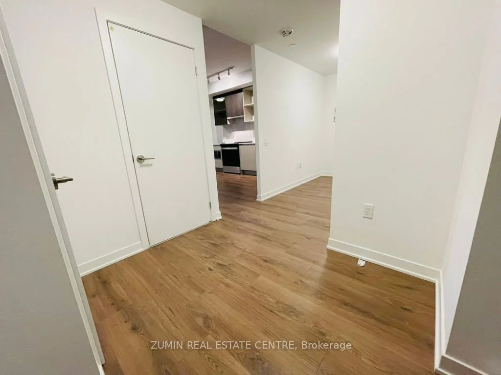 395 Dundas Street W 825, Oakville, On L6m 4m2