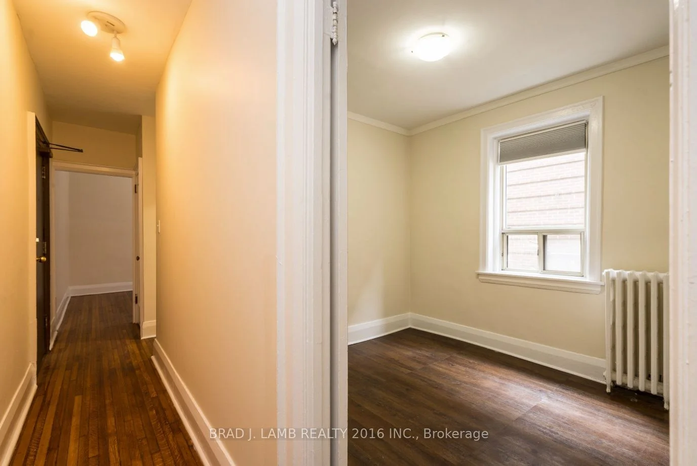 1 Claude Avenue N 106, Toronto W01, On M6r 2t5