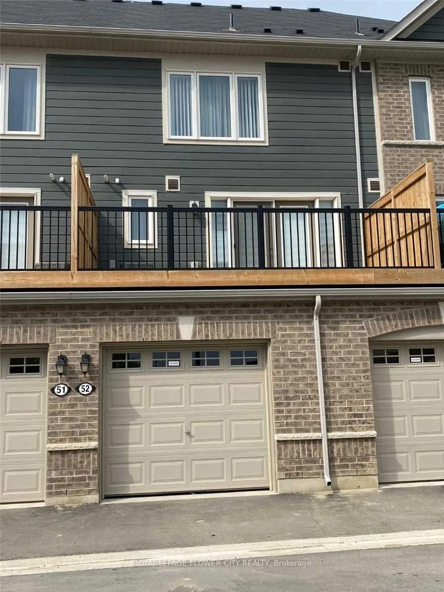 250 Sunnymeadow Boulevard 52, Brampton, ON L6R 3Y7