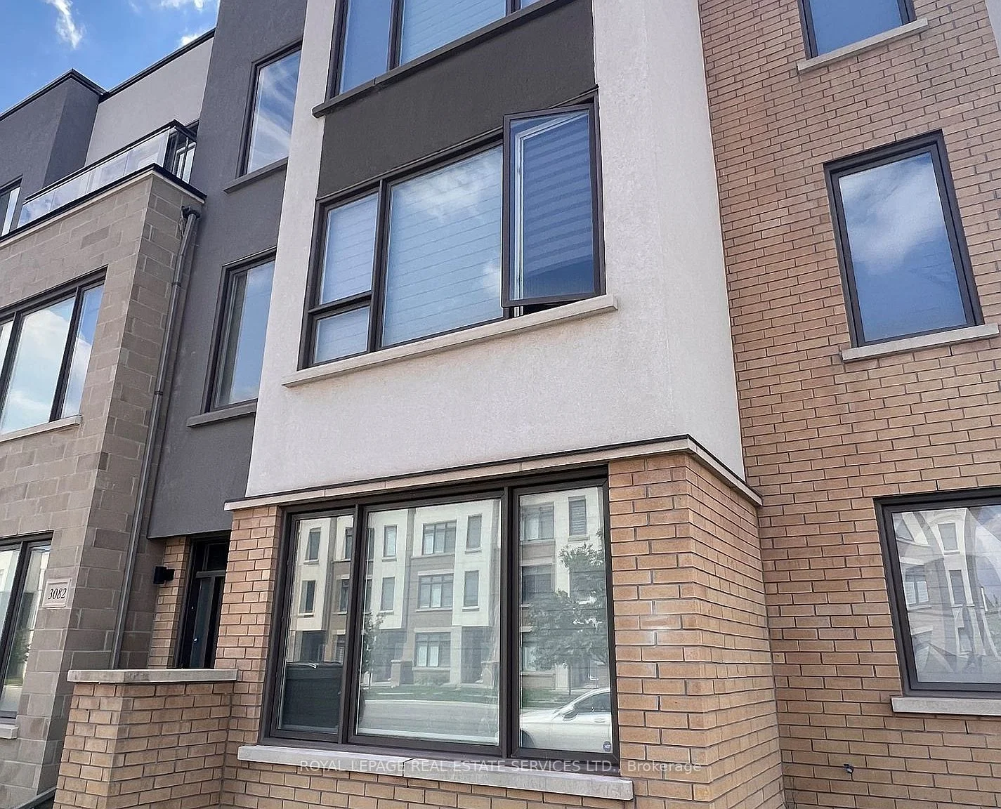 3082 Ernest Appelbe Boulevard, Oakville, On L6h 7c3