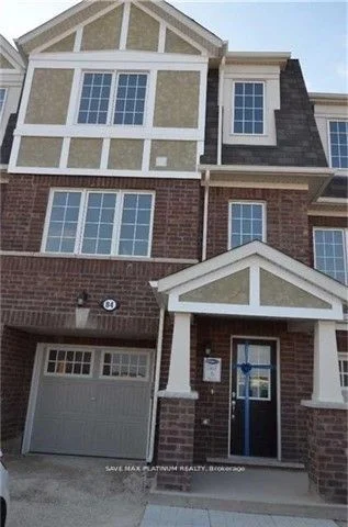 Att/Row/Townhouse in Brampton