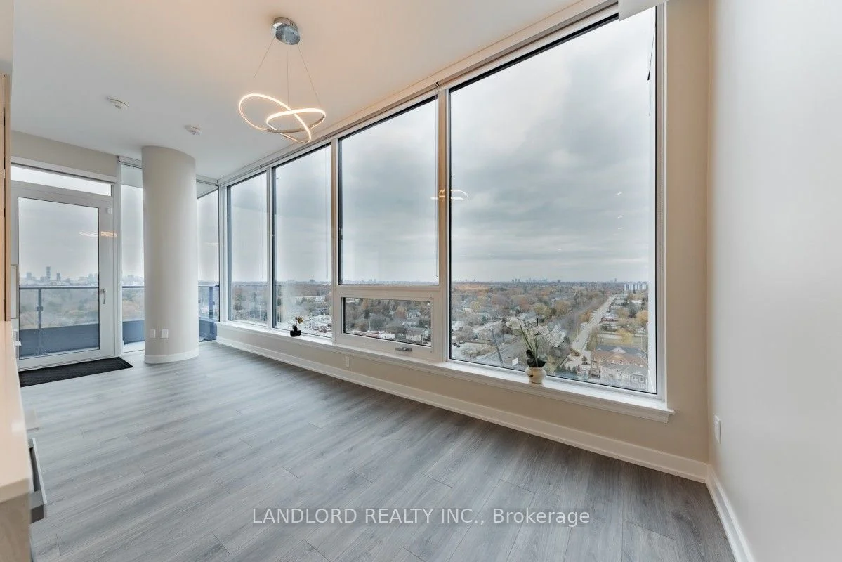 28 Ann Street 1709, Mississauga, ON L5G 0E1