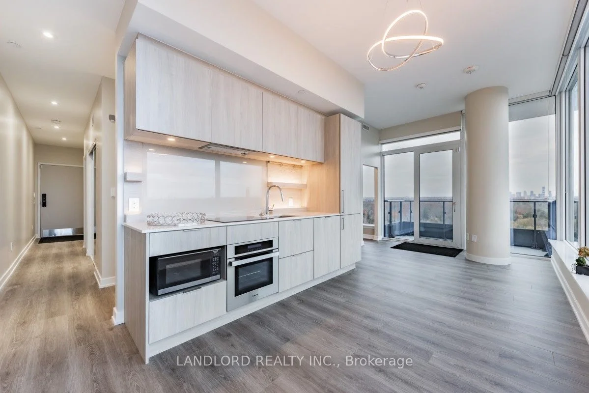 Condo Apartment in Mississauga