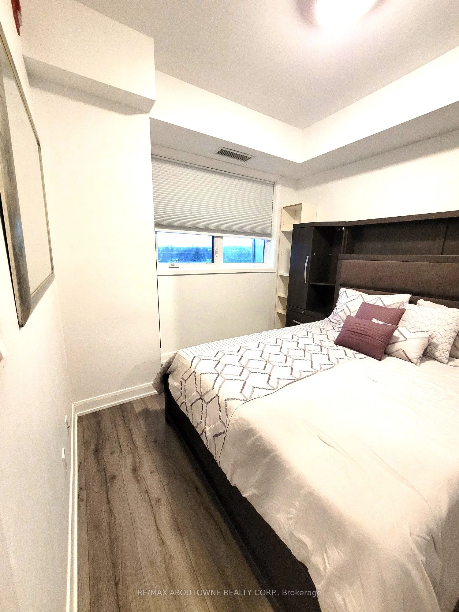 385 Osler Street 508, Toronto W03, ON M6N 0B2