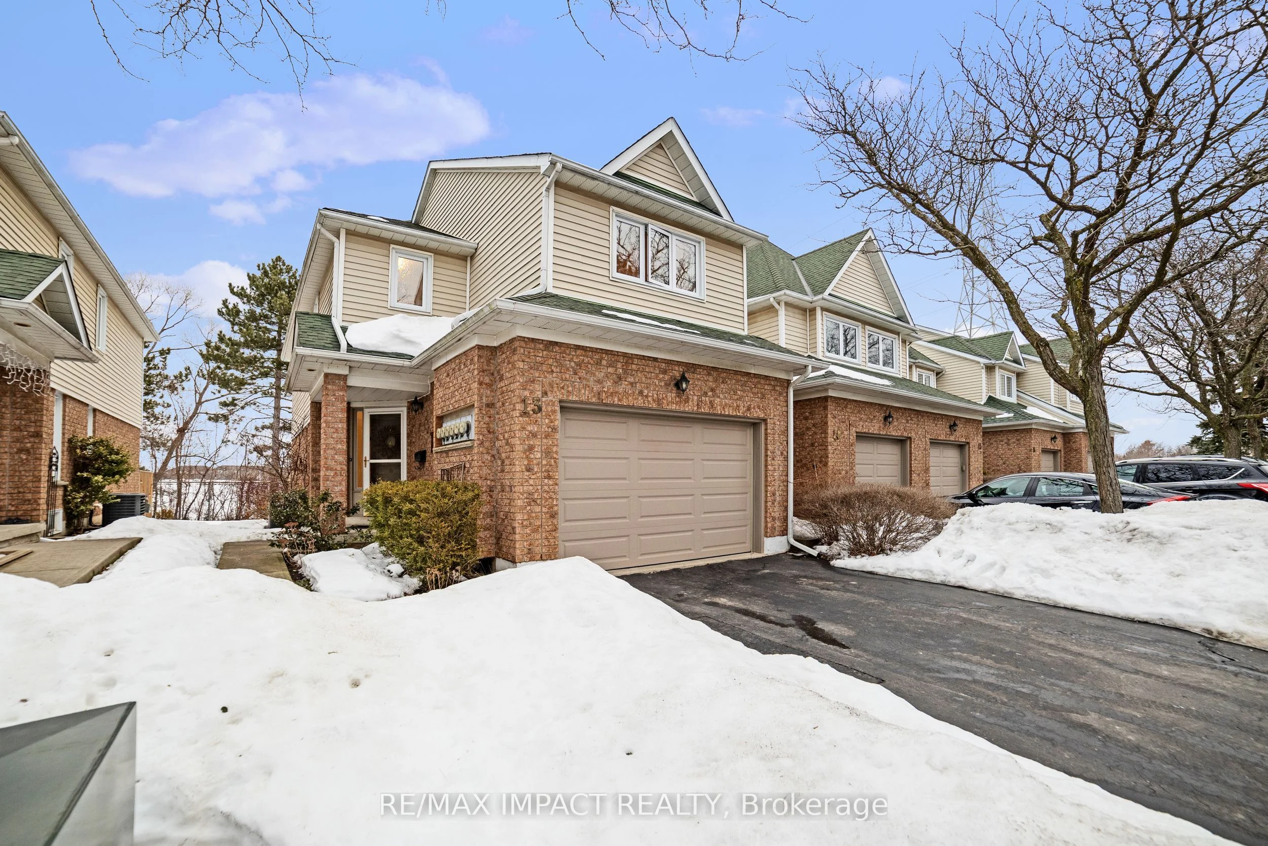 2215 Cleaver Avenue 13, Burlington, On L7m 4c5
