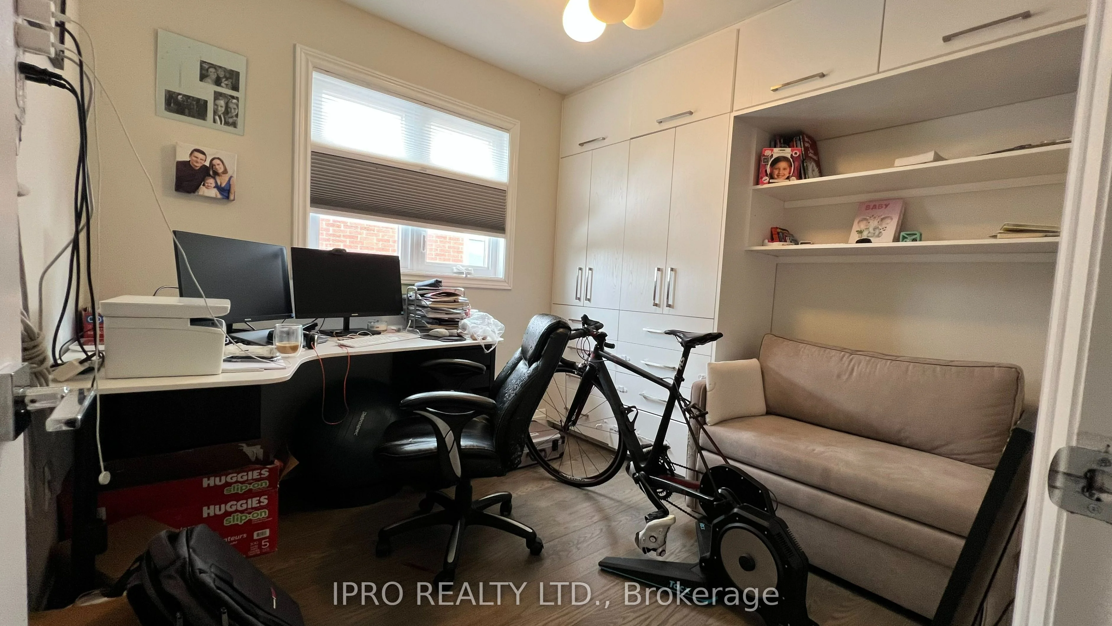1639 Copseholm Trail Upper, Mississauga, ON L4W 2C1