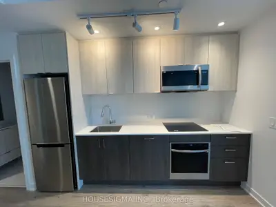 1926 Lake Shore Boulevard W 1506, Toronto W01, On M6s 0b1