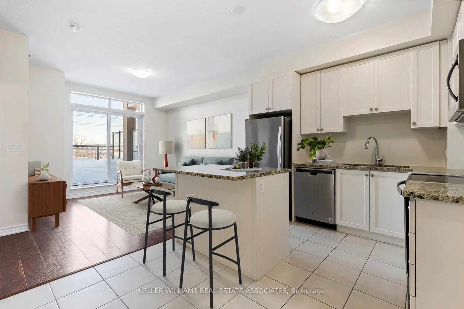 Condo Apartment in Oakville