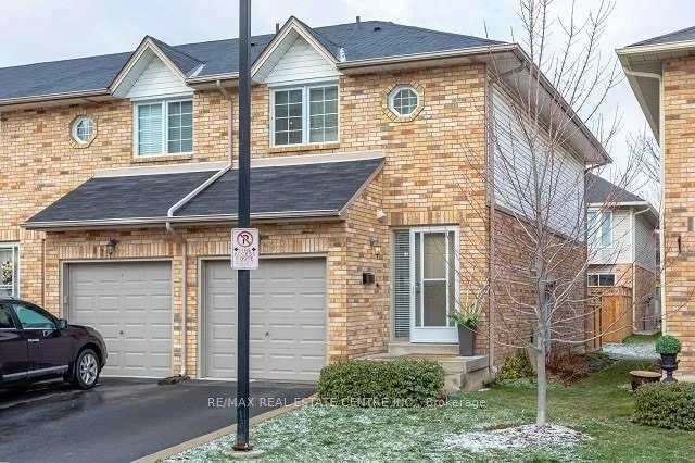 2015 Cleaver Avenue 8, Burlington, On L7m 4j7