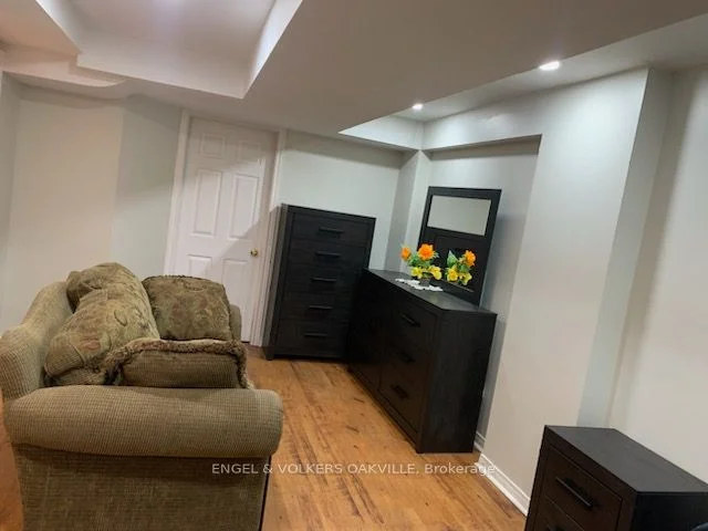 Shared Room in Brampton