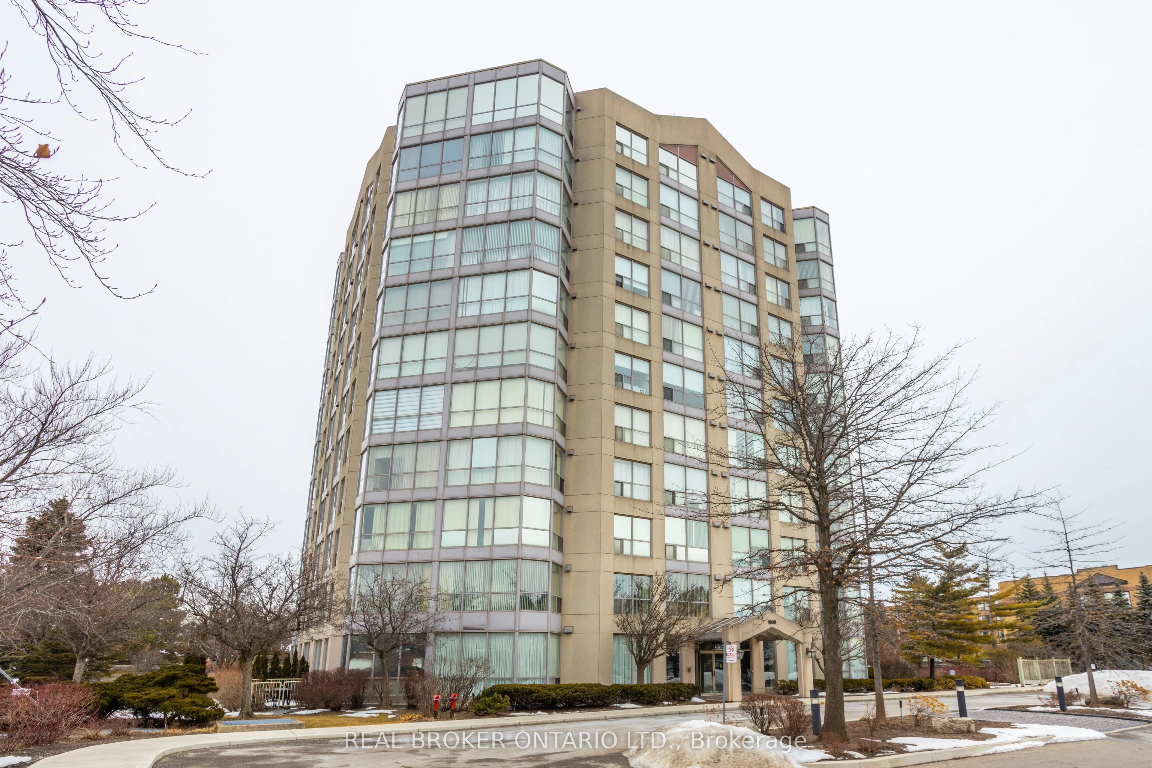 Condo Apartment in Mississauga