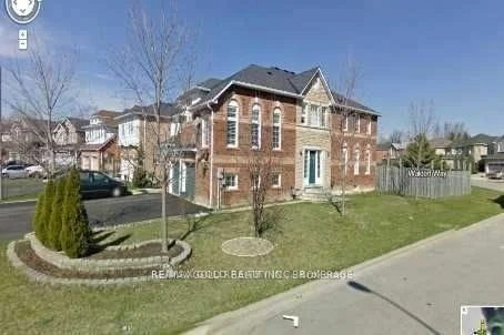 Semi-Detached in Mississauga