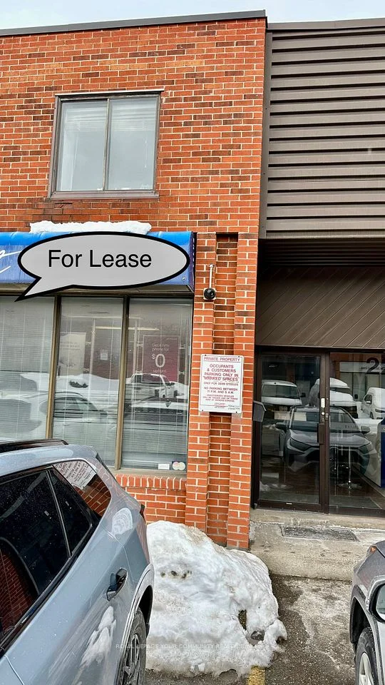 2899 Steeles Avenue W 22 (front), Toronto W05, ON M3J 3A1