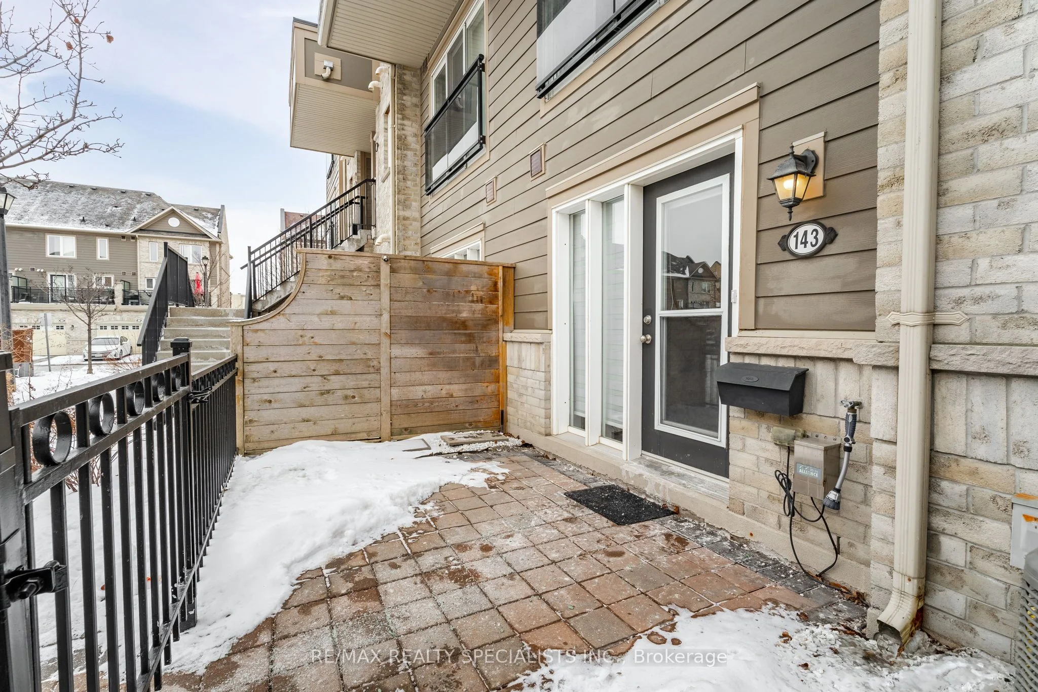 Condo Townhouse in Mississauga