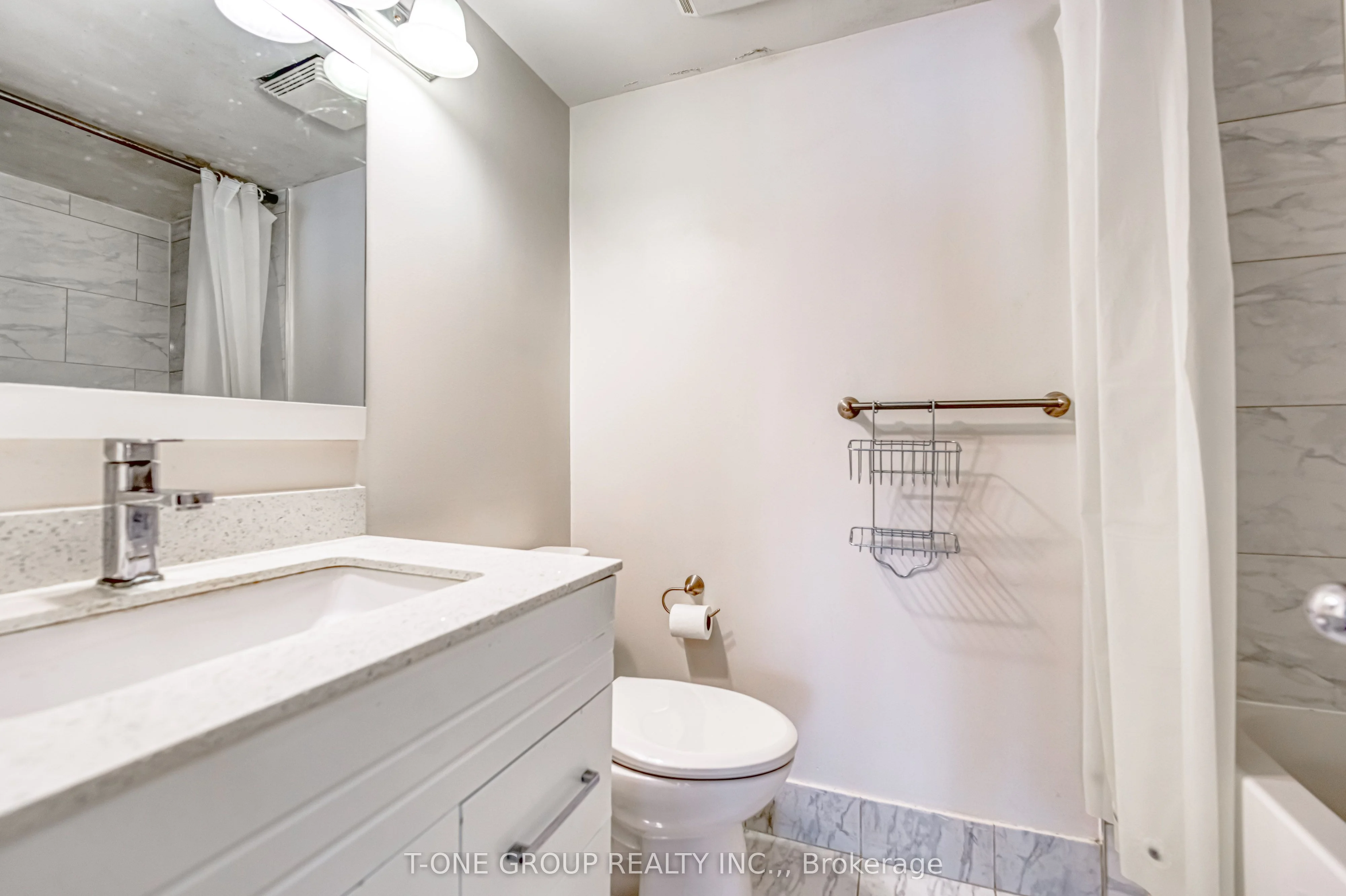 335 Webb Drive 1109, Mississauga, ON L5B 4A1