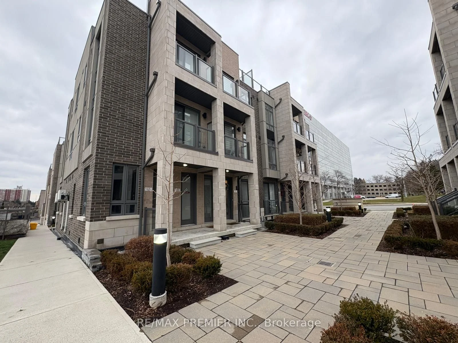 Condo Apartment in Toronto