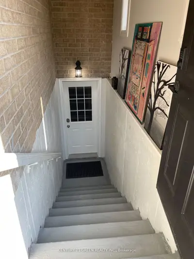 7355 Village Walk Bsmt, Mississauga, On L5w 1x6
