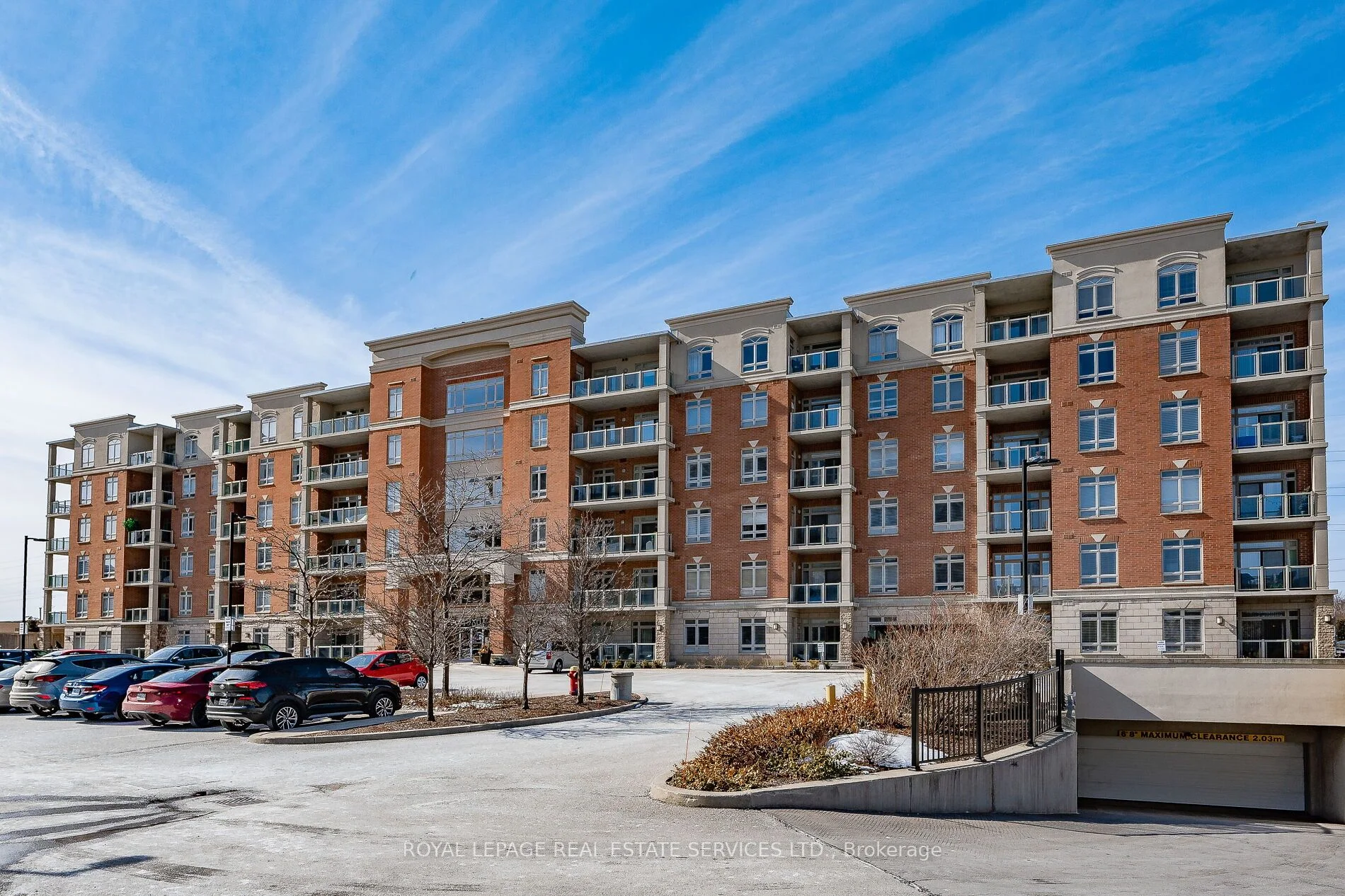 Condo Apartment in Burlington