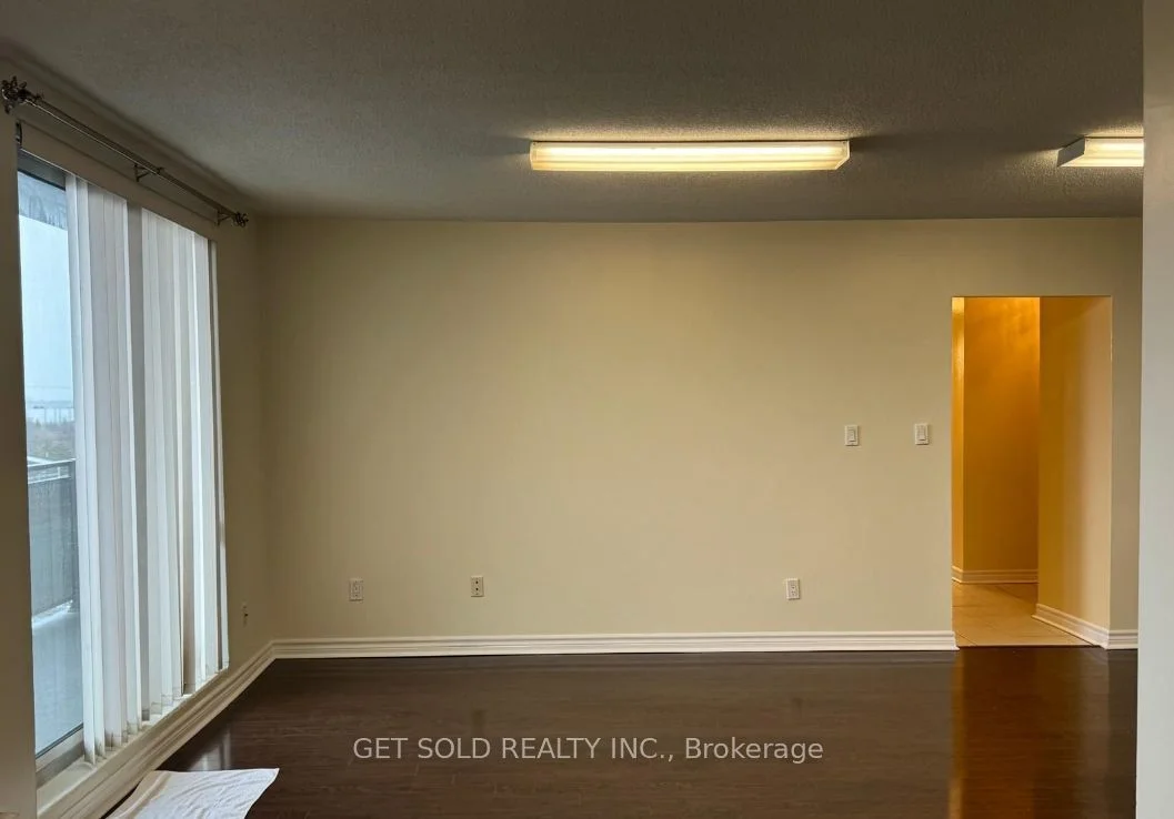 3533 Derry Road E 506, Mississauga, ON L4T 1B1
