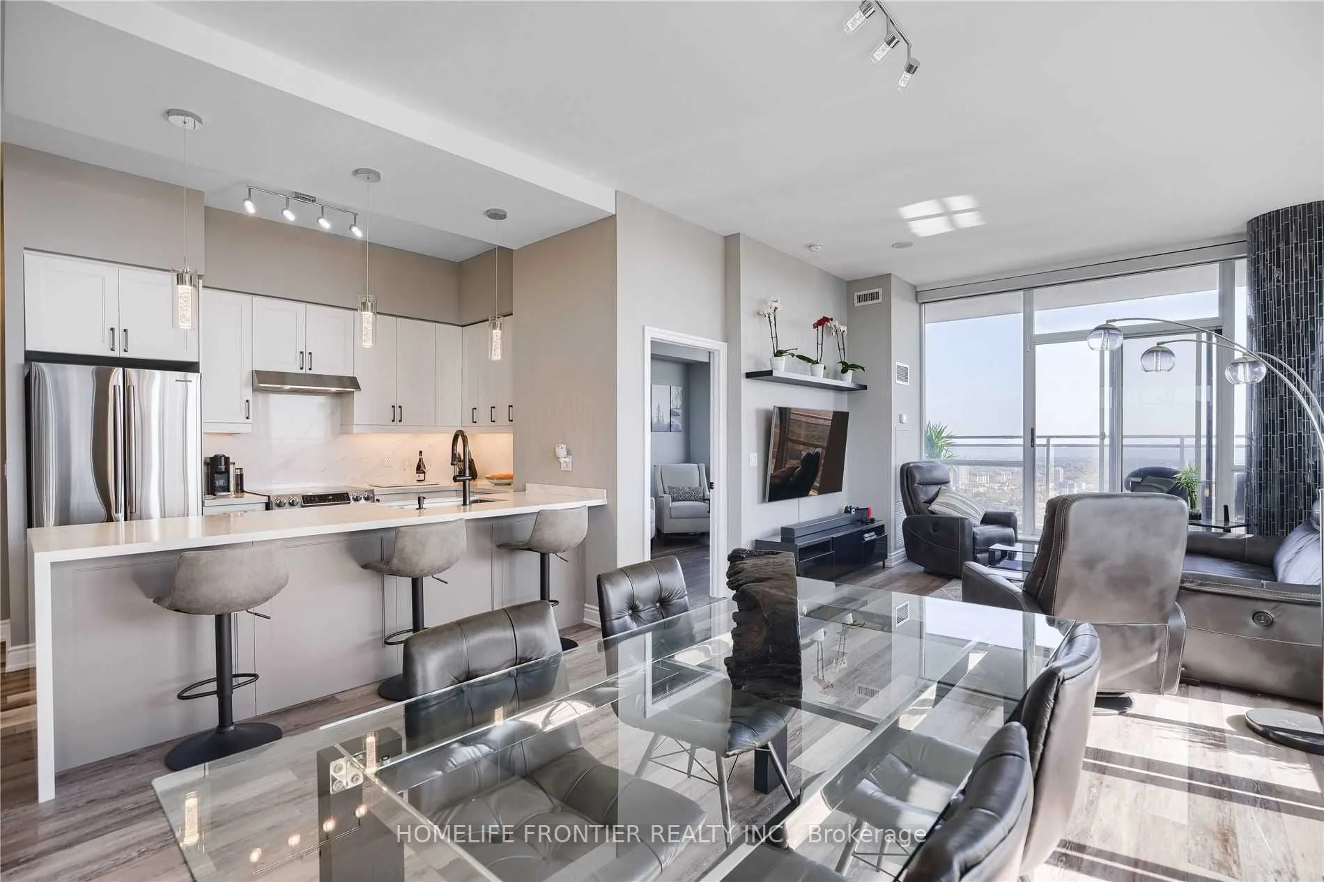 Condo Apartment in Mississauga