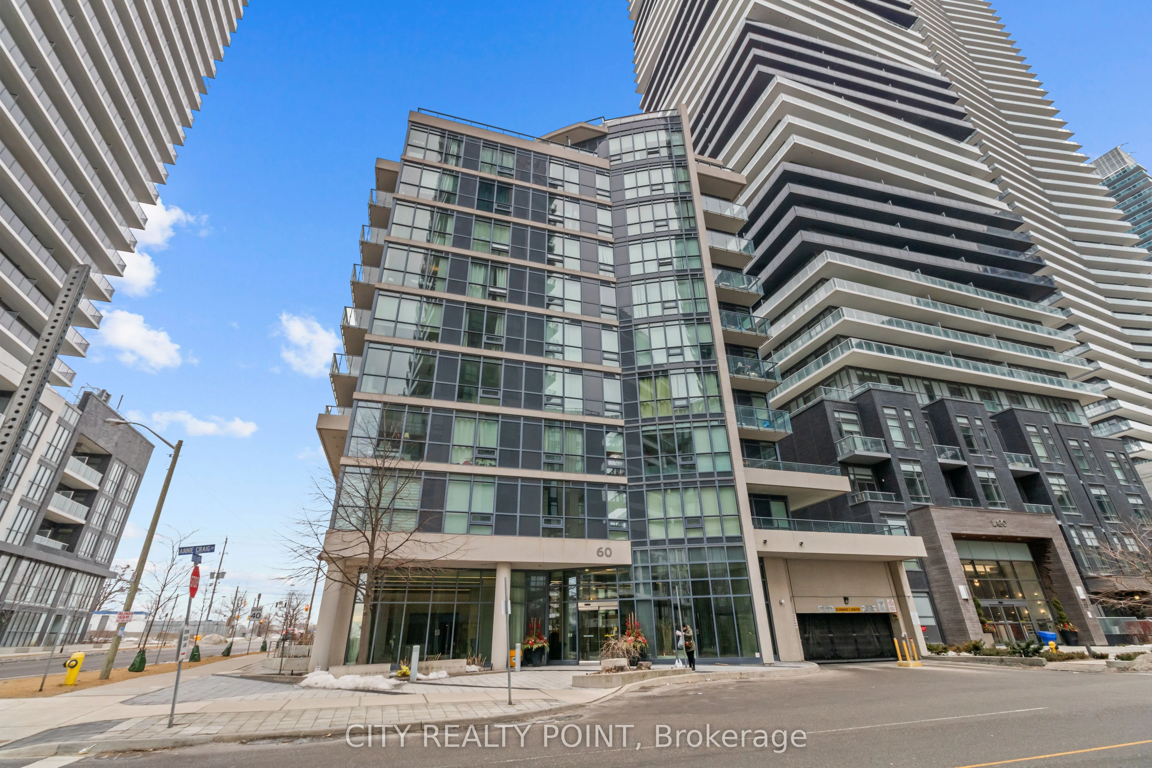 Condo Apartment in Toronto