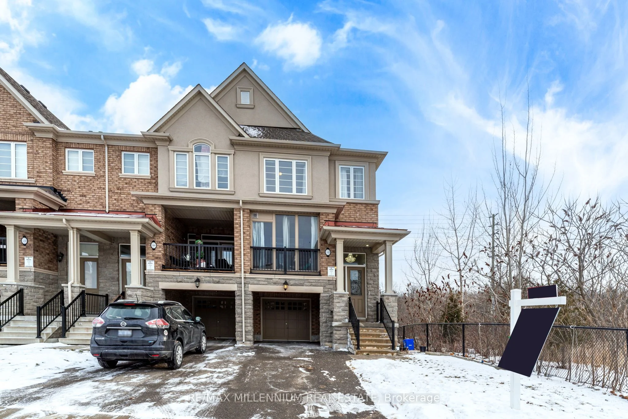 542 Stream Crescent E, Oakville, On L6m 1n7