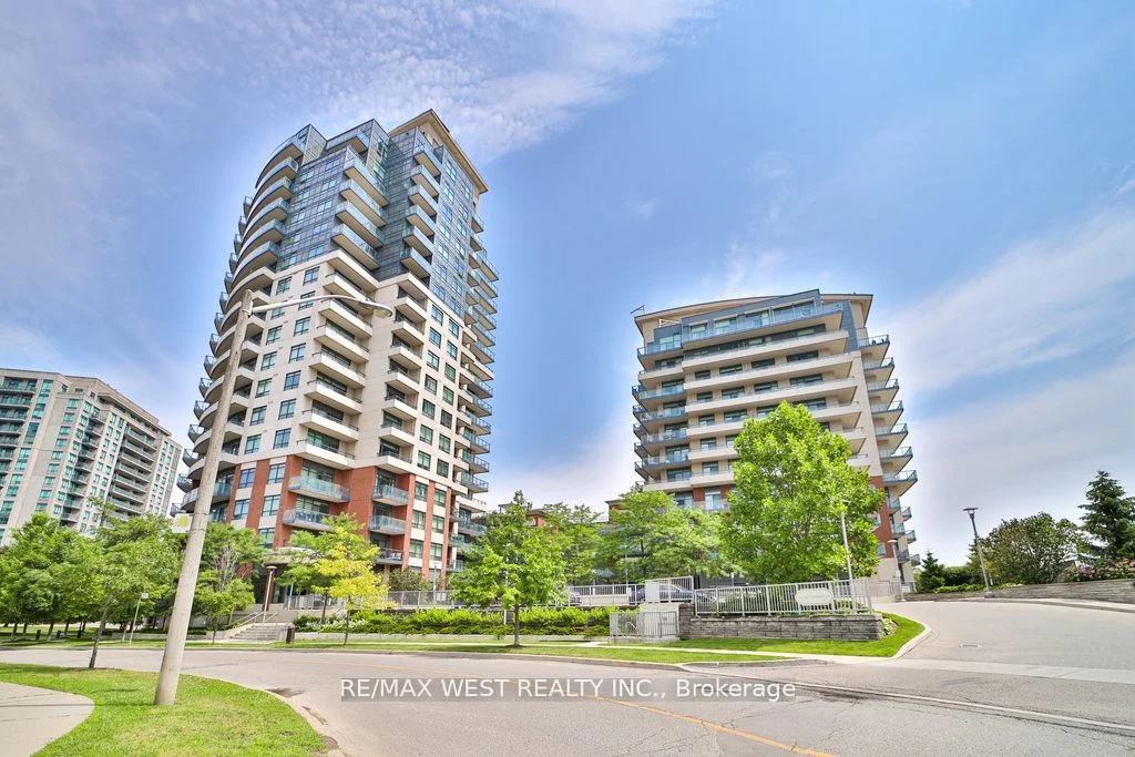25 Fontenay Court 808, Toronto W08, On M9a 0c4