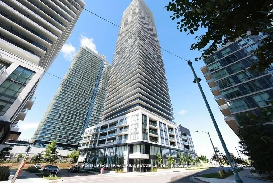 70 Annie Craig Drive Th102, Toronto W06, On M8v 0g2